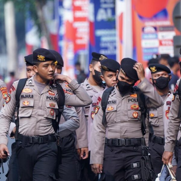 Deretan Pelanggaran Hukum Anggota Polri, Defisit APBN 54,6 Triliun, dan Perjanjian Ekonomi&hellip;