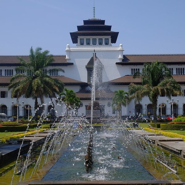 Policy Brief: Menuju Otonomi Daerah Berkualitas