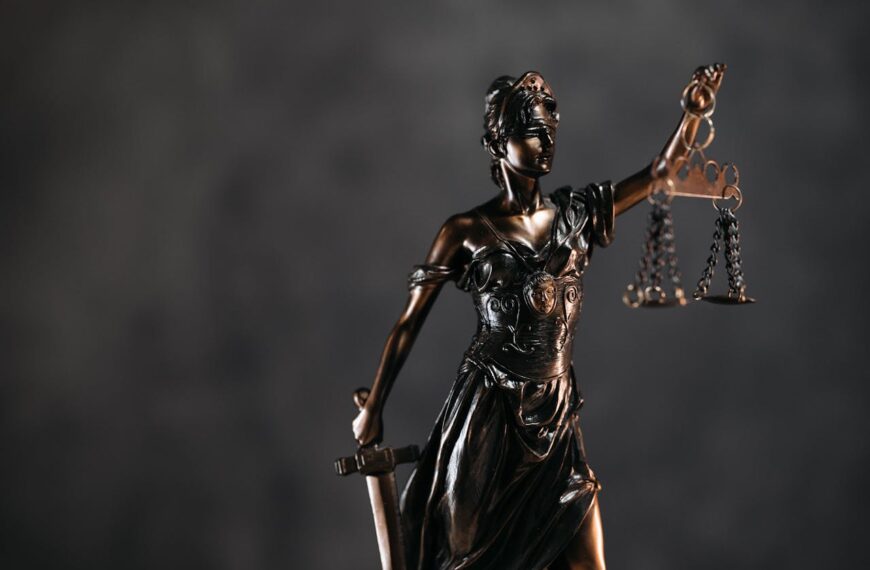 Kebijakan Publik sebagai Instrumen Konstitusionalisme Substantif