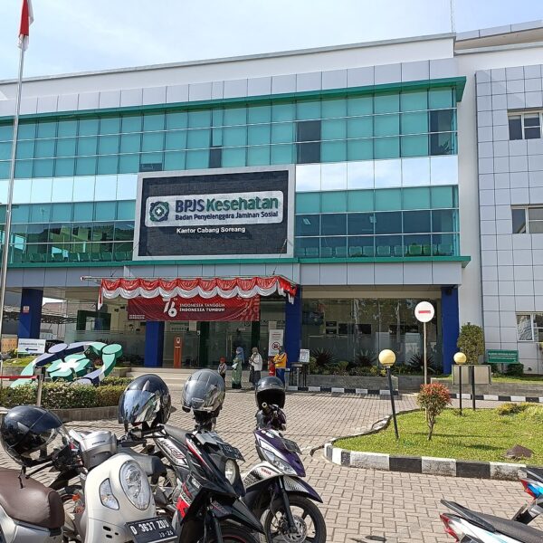 ⭐⭐⭐⭐⭐Ketika Data Membenahi, Layanan Terguncang