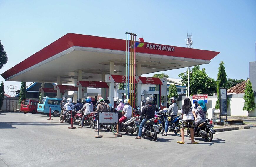 Pertalite dan Solar Tidak akan Naik, TNI Diperintah Siaga 1, dan 5&hellip;