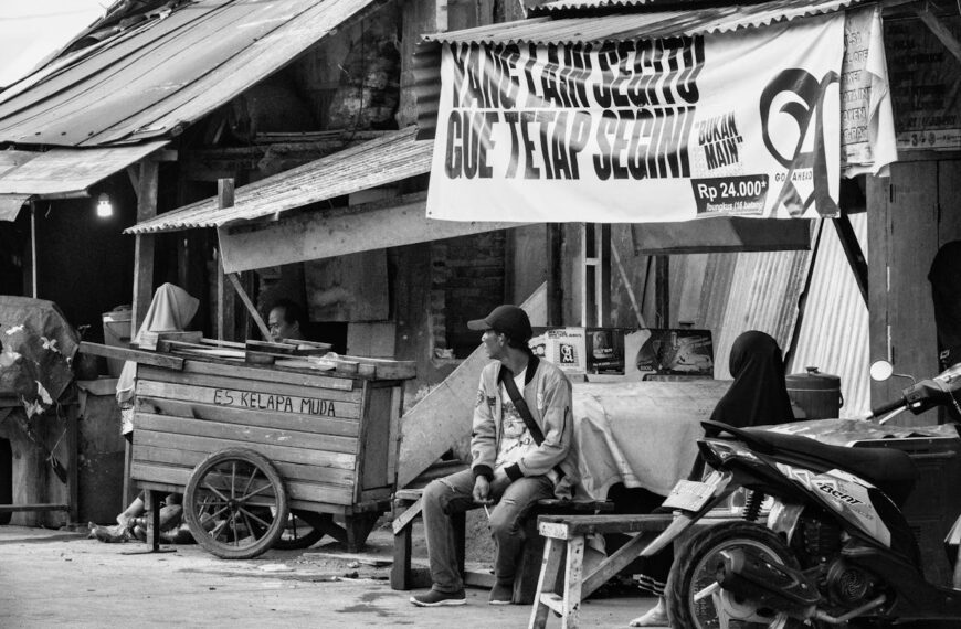 “Pengobatan Alternatif” untuk Ekonomi yang Sakit Kronis