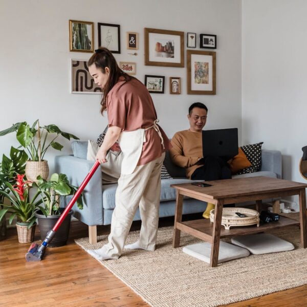 RUU PPRT Disahkan, Rekrutmen Akpol Jalur Titipan Ditutup, dan MSCI Bekukan Reviu&hellip;