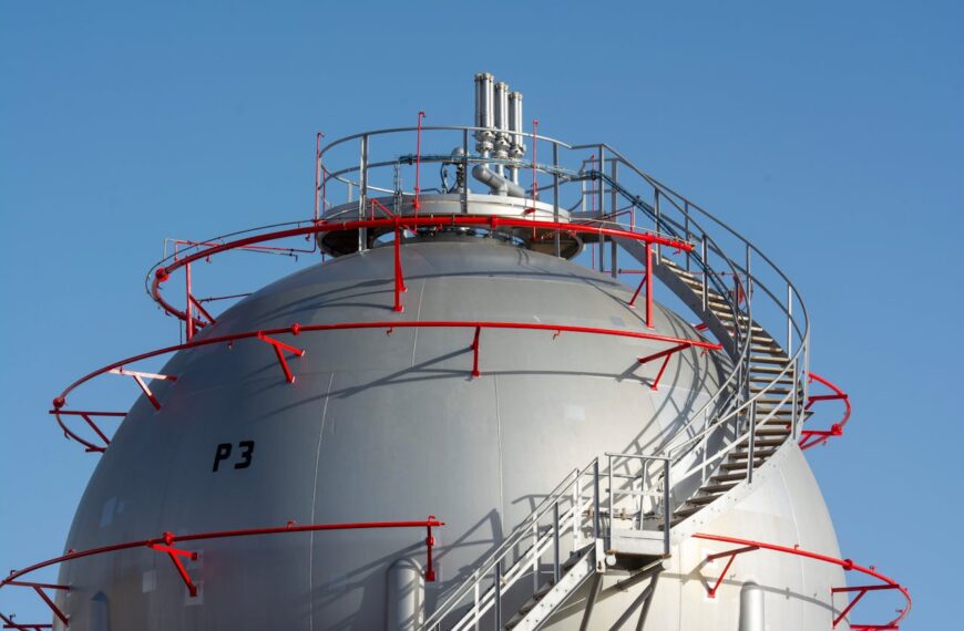 Bupati Tulungagung Ditangkap KPK, Seskab Sebut Terjadi Inflasi Pengamat, dan LPG Industri&hellip;