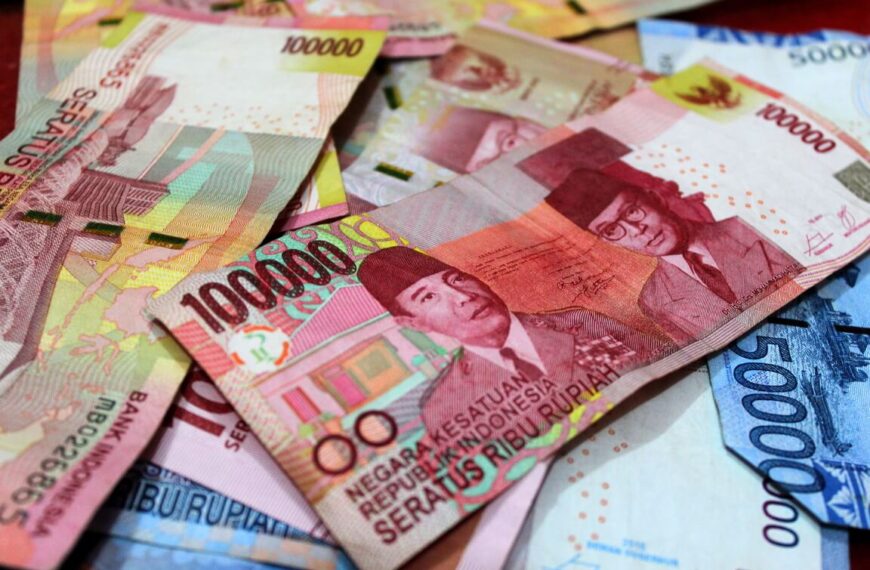 Rupiah Butuh Kejujuran