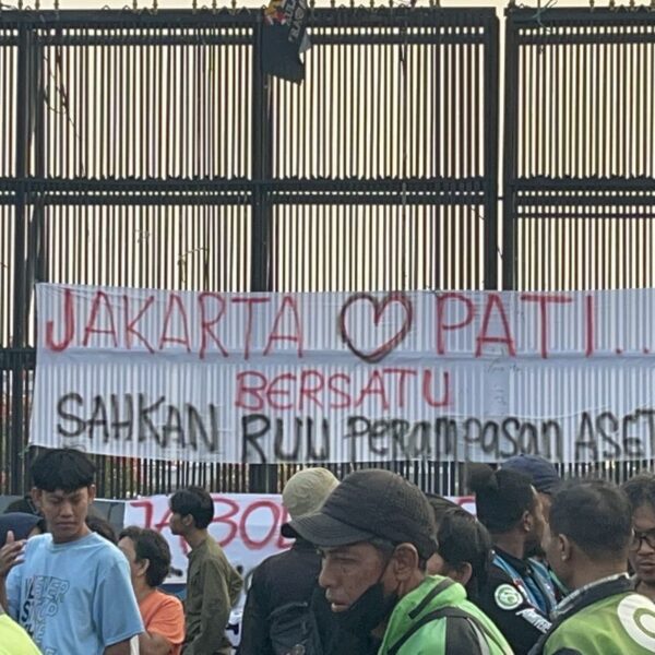 Ormas AMPB akan Demo Besok, Prabowo Kunjungi Korban Gempa NTT, dan Rekaman&hellip;