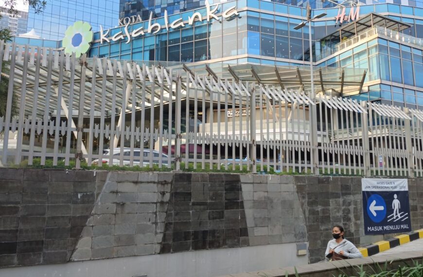 BPJS Defisit 2 Triliun per Bulan, Sejumlah Mall Tinggikan Pagar, dan Aktivitas&hellip;