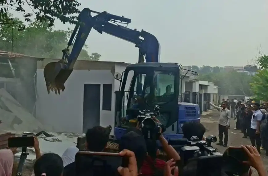 Rumah Mewah Lapas Cibinong Dibongkar, Manajer KDMP Ditetapkan, dan Kawat Tertinggal di&hellip;