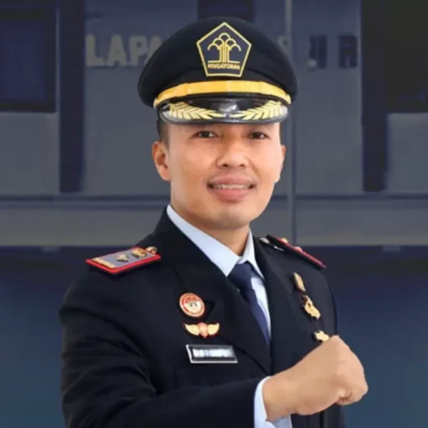 Kepala Lapas Cibinong Dinonaktifkan, BCA Bantah Rumor Dibeli Haji Isam, dan TNI&hellip;