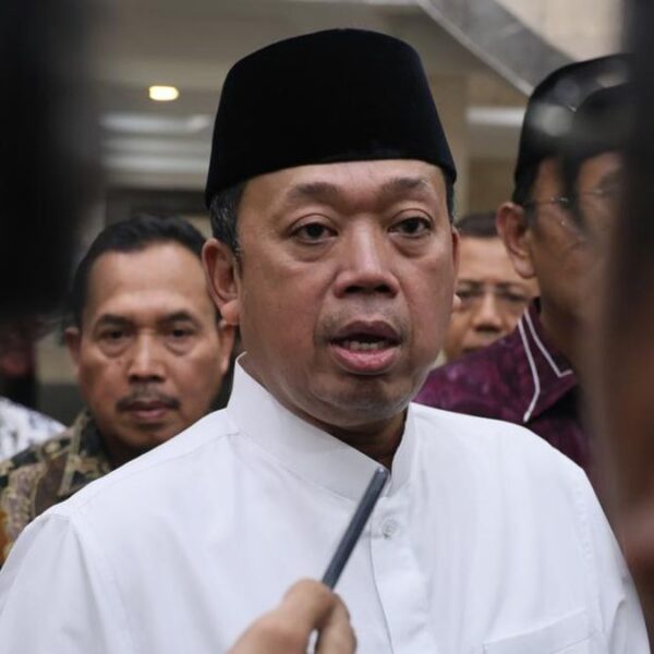 Nusron Wahid Mundur Dari Pengurus Golkar, MK Hapus Ambang Batas 20%, dan&hellip;