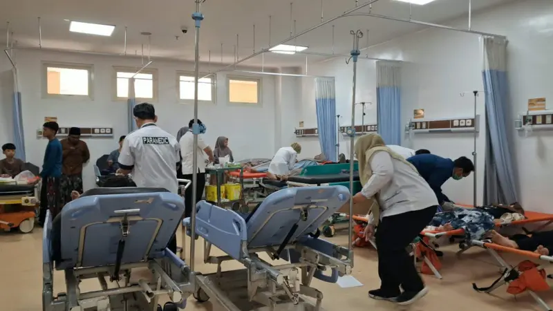 Ratusan Santri Keracunan MBG, 8 WNI Jadi Tentara Rusia, dan Penyeba Karhutla&hellip;