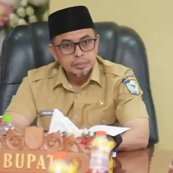 KPK Tangkap Bupati Sirajudin Lasena, Siswa Purworejo Keracunan MBG, dan Utang BLBI&hellip;