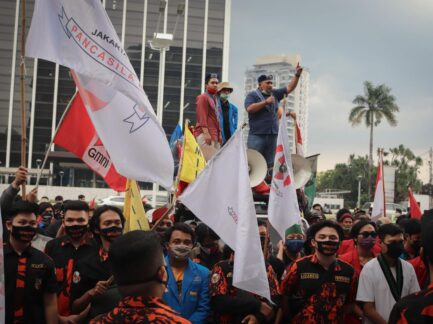 demo mahasiswa